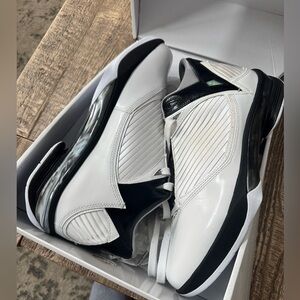 Men's Jordan 2009 White Black New in Box